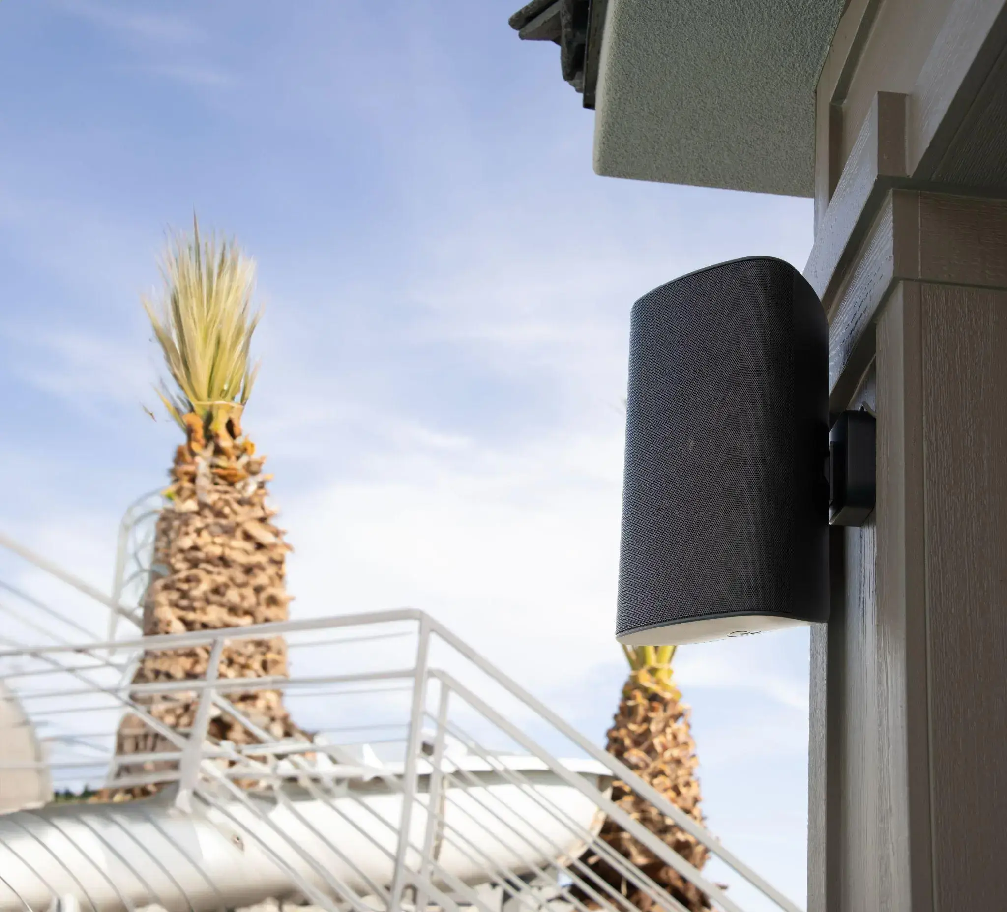 audio-system-for-outdoor-az-house-exterior